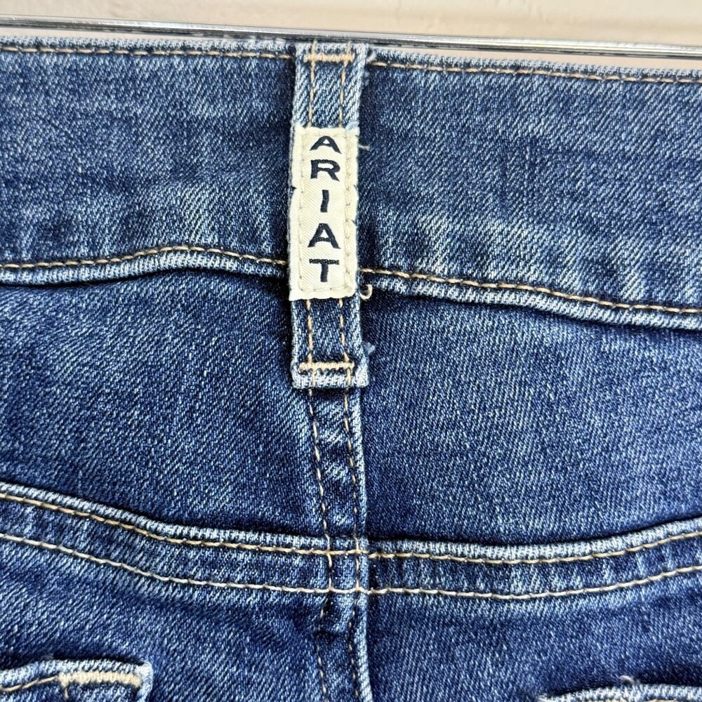 Ariat R.E.A.L Abby Womens 30 Blue Denim Straight Jeans Classic Fit Western Style - Picture 8 of 13